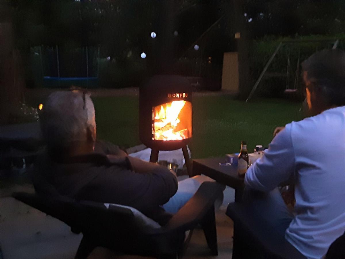 Rumah Senang Wellness Met Hottub En Tuin Ewijk Экстерьер фото