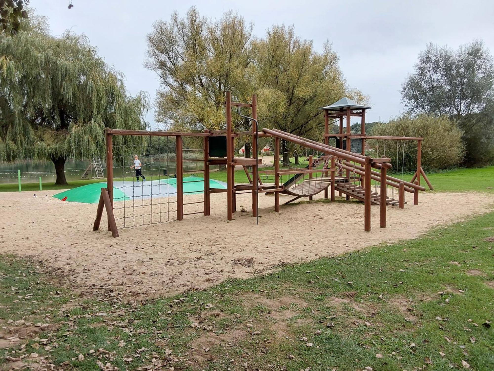Rumah Senang Wellness Met Hottub En Tuin Ewijk Экстерьер фото
